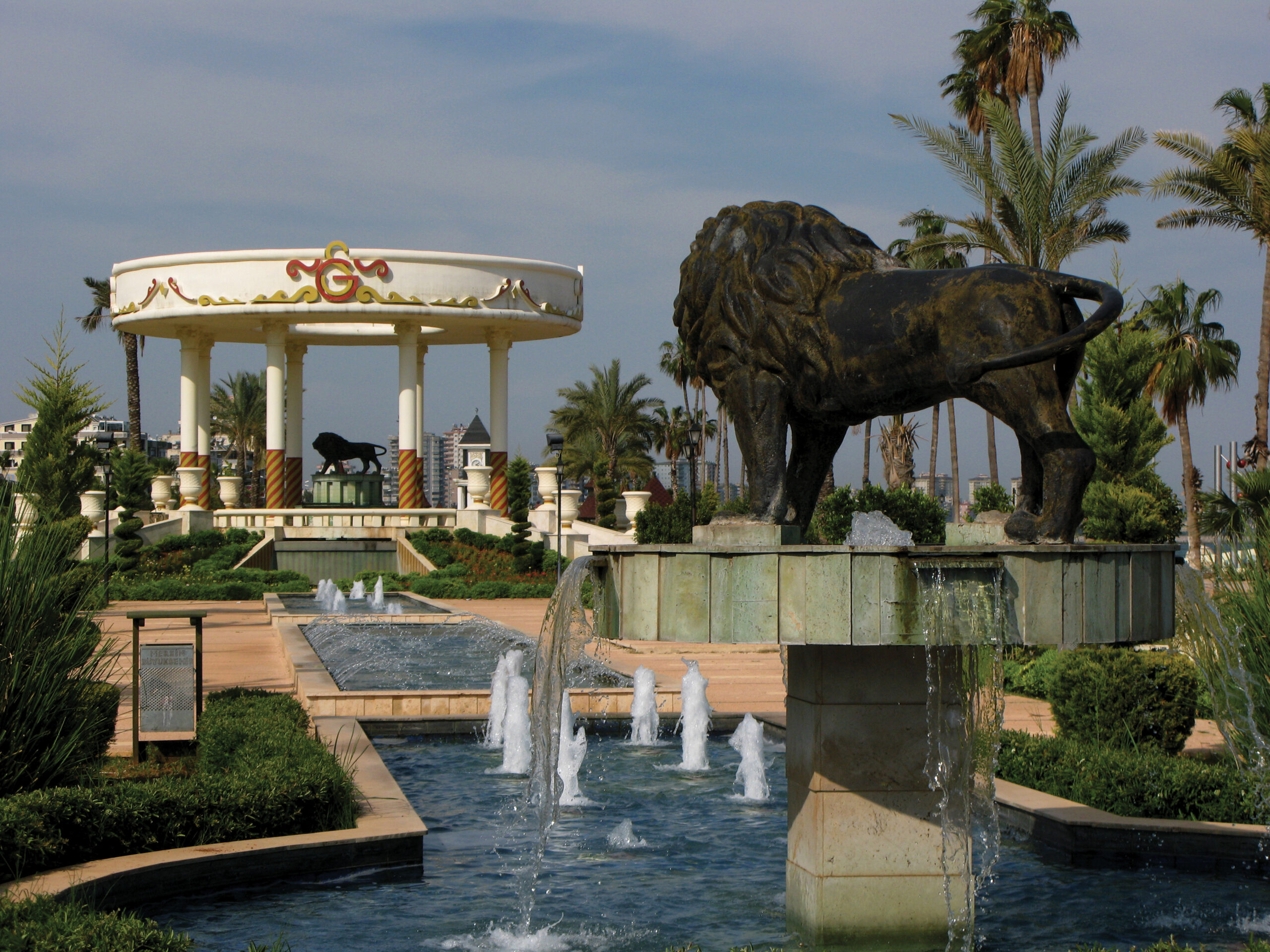 aslan, meydan, peyzaj, galatasaray